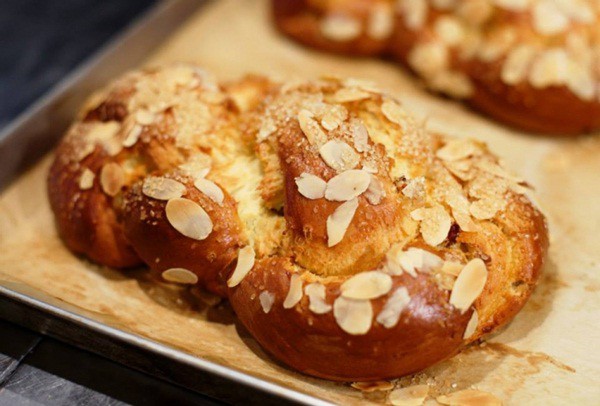 Bulgarian Easter bread